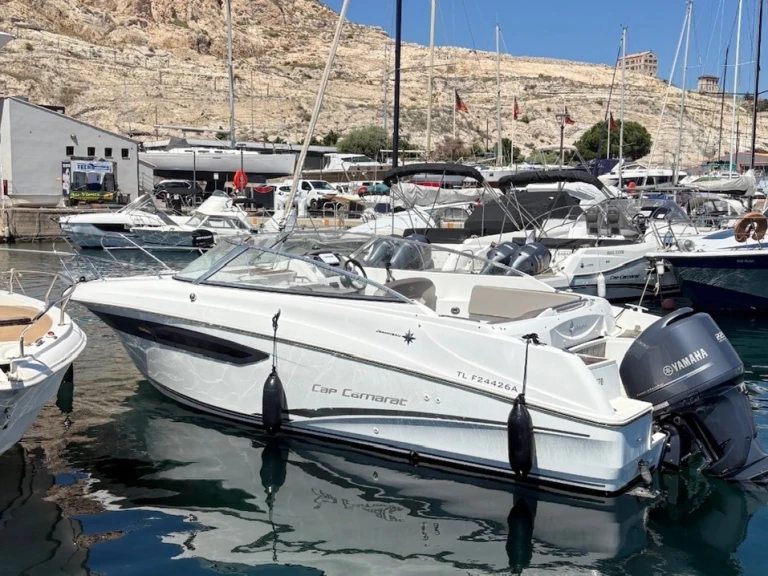 Motorboat for rent Marseille at the best price
