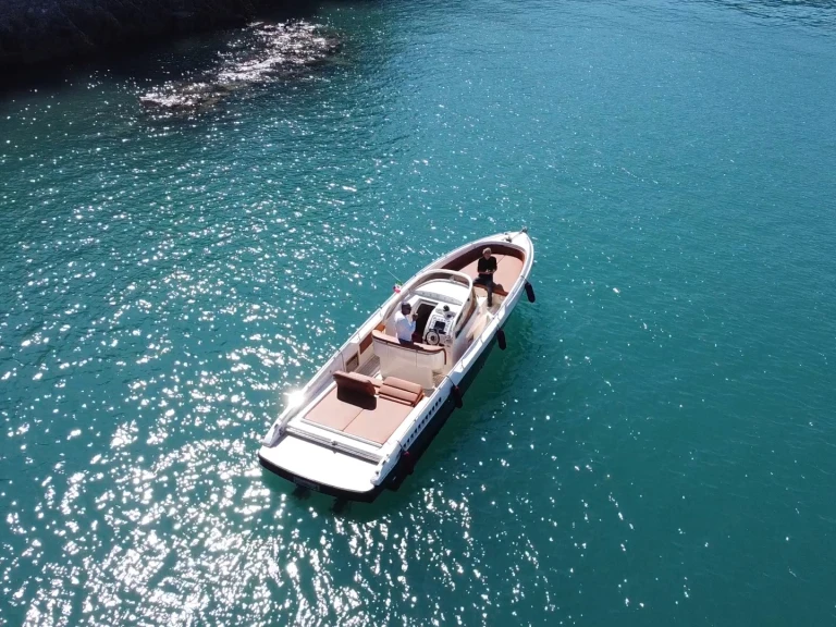 Bareboat Rental Motorboat Supermarine  with a boat licence