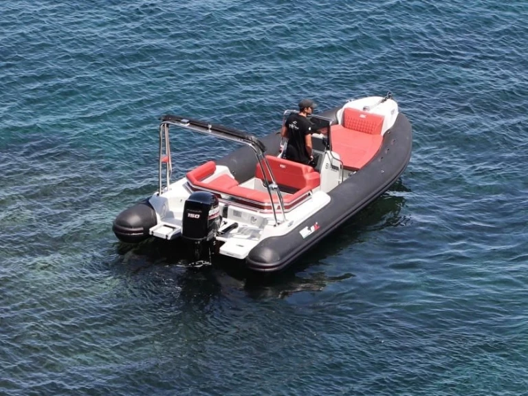 Bareboat Rental RIB Bsc with a boat licence