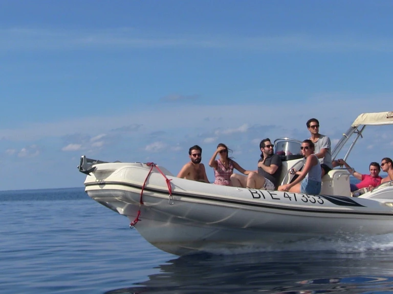 Yacht charter Calvi cheap BSC 700 Sport