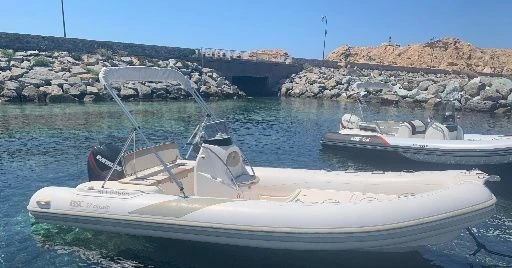 Bareboat Rental RIB Bsc with a boat licence