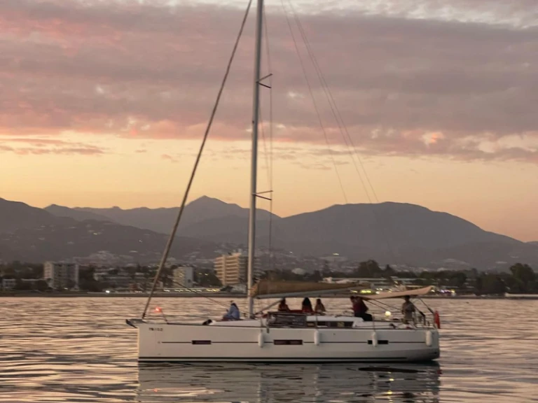 Yacht charter Puerto Banús cheap Dufour 410 Grand Large