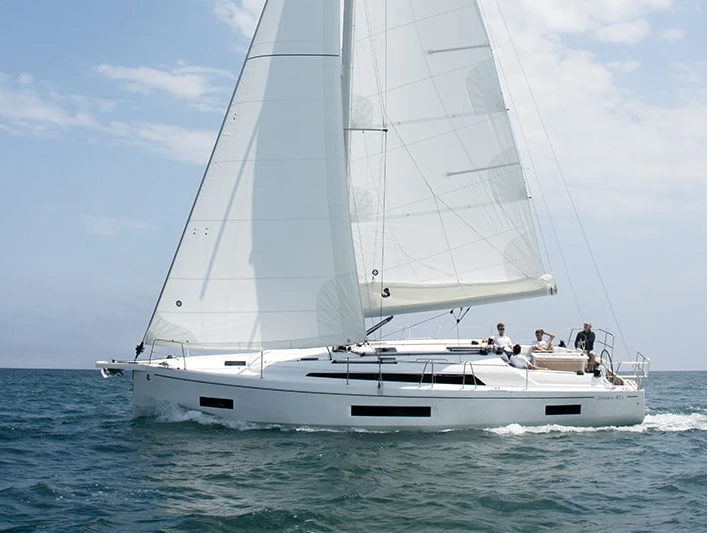 Bénéteau Oceanis 40.1 charter bareboat or captained in  Le Marin