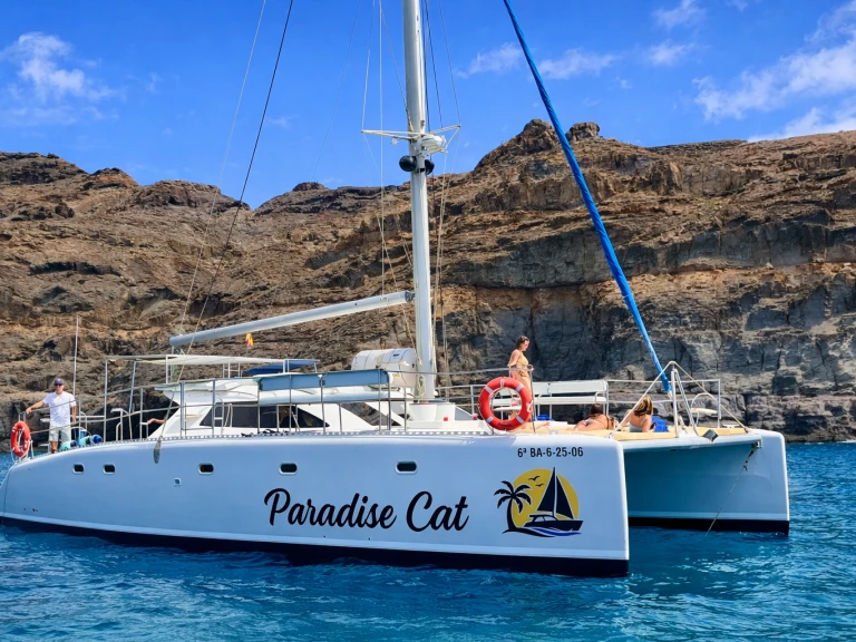 Catamaran for rent Pasito Blanco at the best price