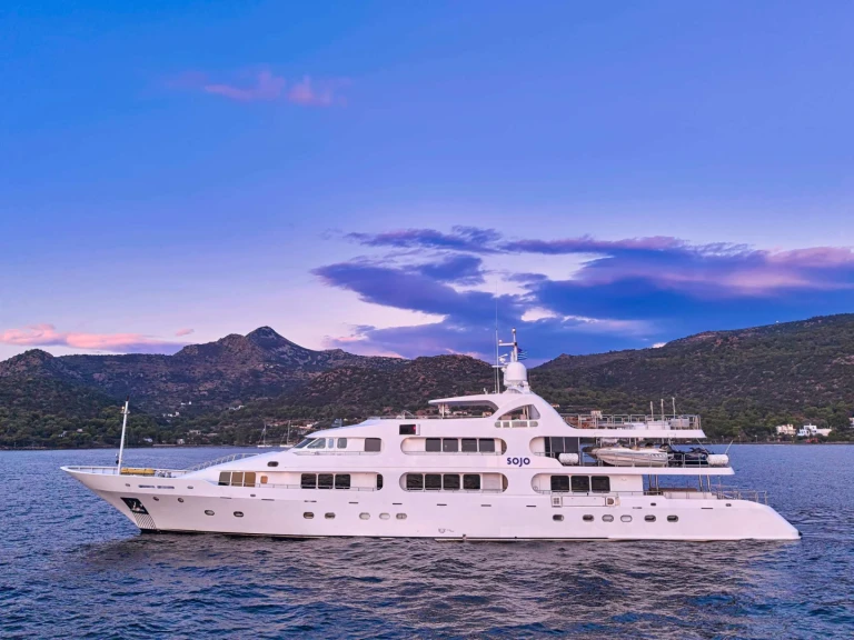 Boat rental Benetti SOJO in Athens on Samboat