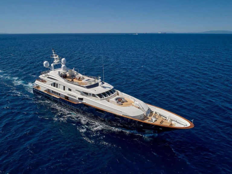 Luxury Yacht rental with or without captain Benetti Piraeus