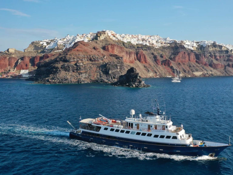 Rent a Custom Callisto Piraeus