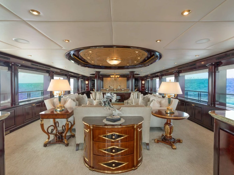 Luxury Yacht for rent New England at the best price