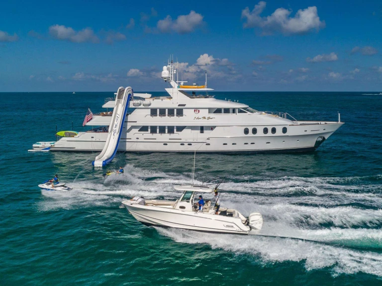 Luxury Yacht rental in Bahamas - Christensen I LOVE THIS BOAT