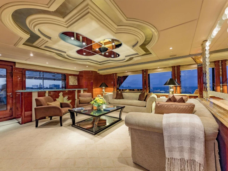 Luxury Yacht rental with or without captain Christensen Bahamas