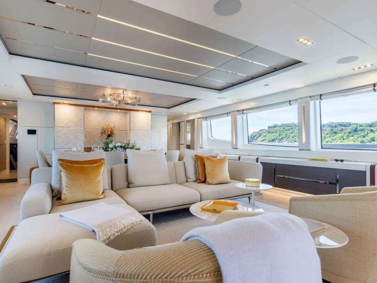 Yacht charter Genova cheap CABO