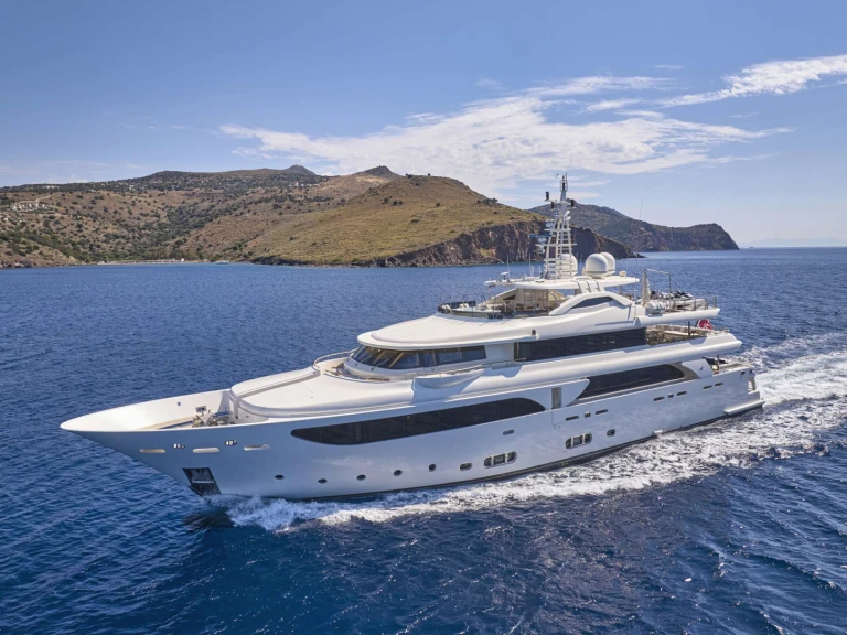 Bareboat Rental Luxury Yacht CRN Ancona with a boat licence