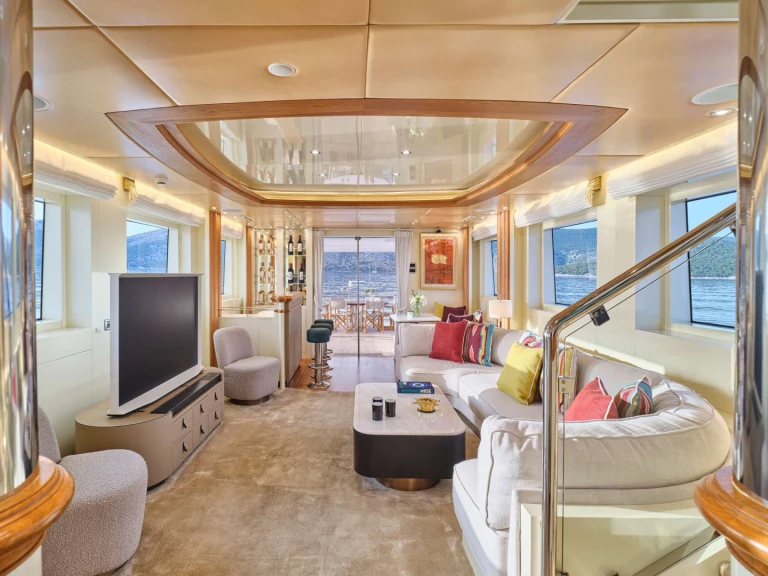 Boat rental Custom Line GELLY in Greece on Samboat