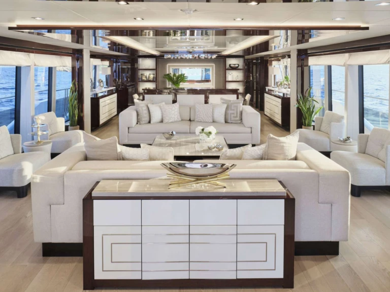 Sunseeker AQUA LIBRA in Athens on SamBoat