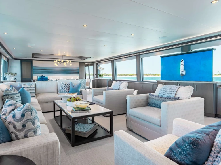 Rent a Westport MEMENTO VIVERE Bahamas