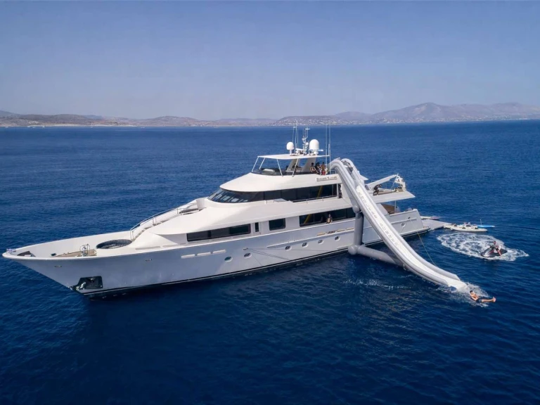 Luxury Yacht rental in Athens - Westport ENDLESS SUMMER