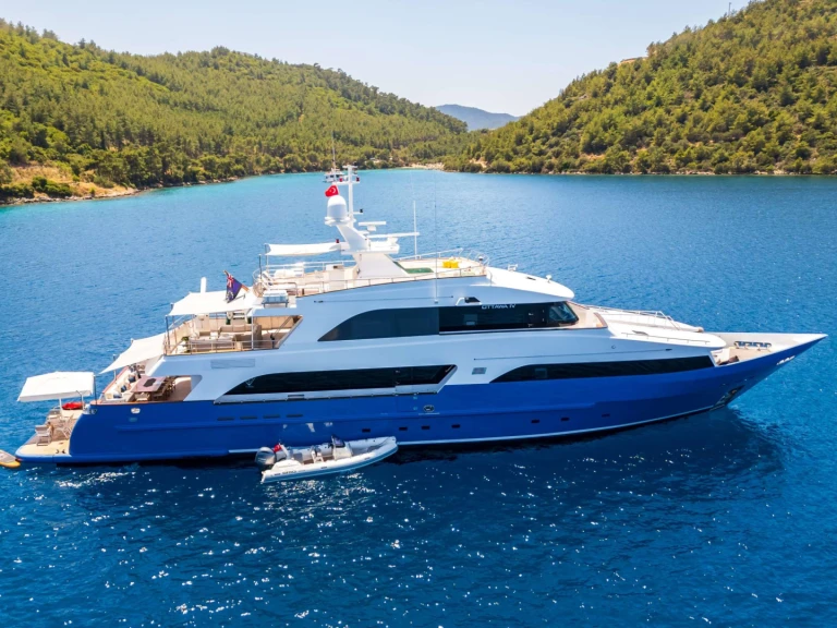 Luxury Yacht rental in Greece - Custom OTTAWA IV