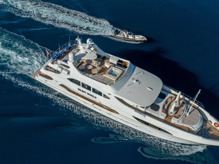 IAG SILENT WORLD in Trogir on SamBoat