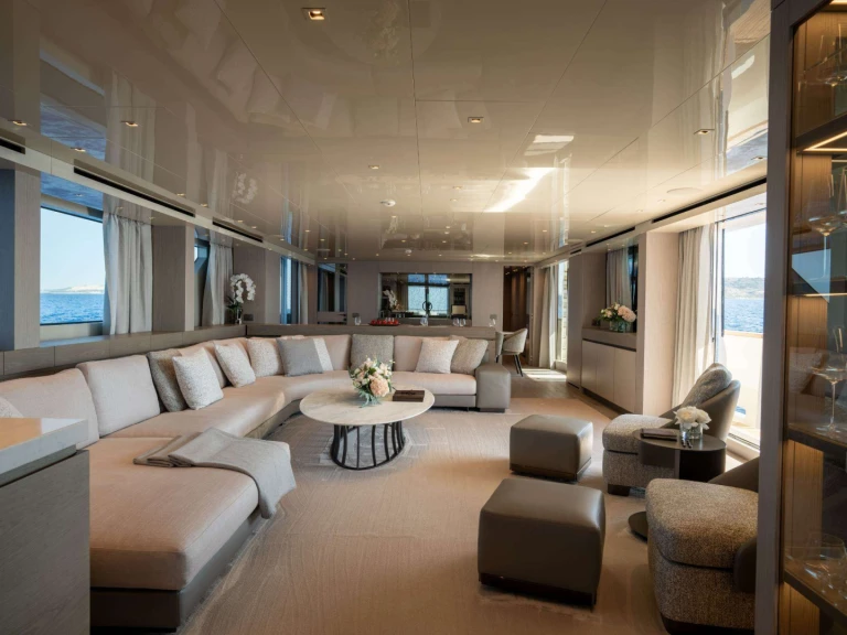 Yacht charter Australia cheap LANCE