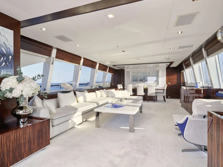 Luxury Yacht for rent Athens at the best price