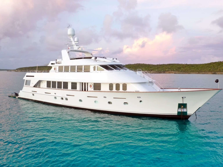 Rent a Christensen CHANSON Montauk