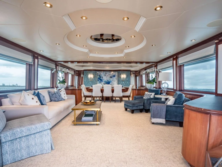 Crescent RISK & REWARD charter bareboat or captained in  Bahamas