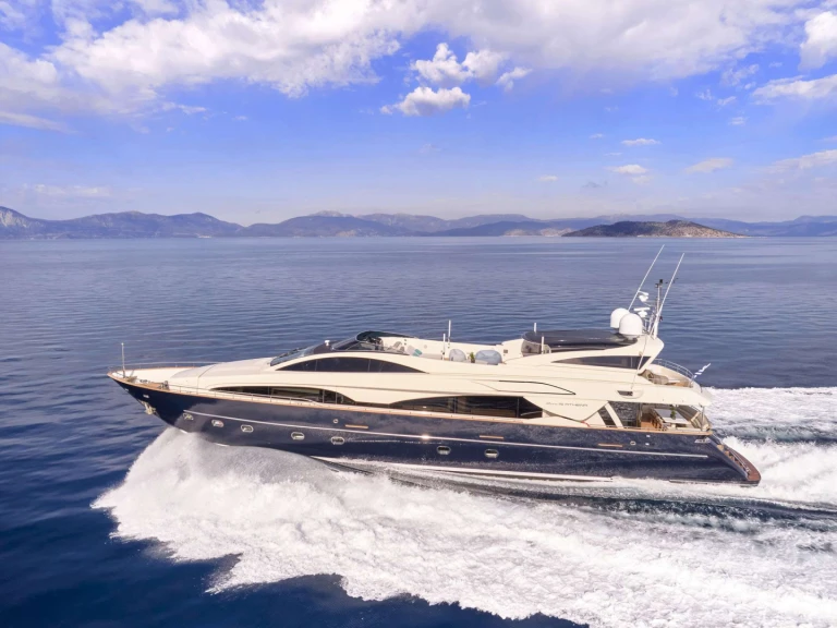 Boat rental Riva BEYOND in Athens on Samboat