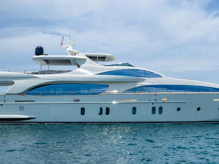 Bareboat Rental Luxury Yacht Azimut with a boat licence