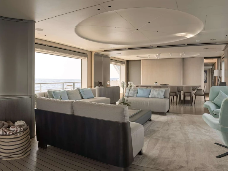 Luxury Yacht rental in Greece - Azimut PURA VIDA