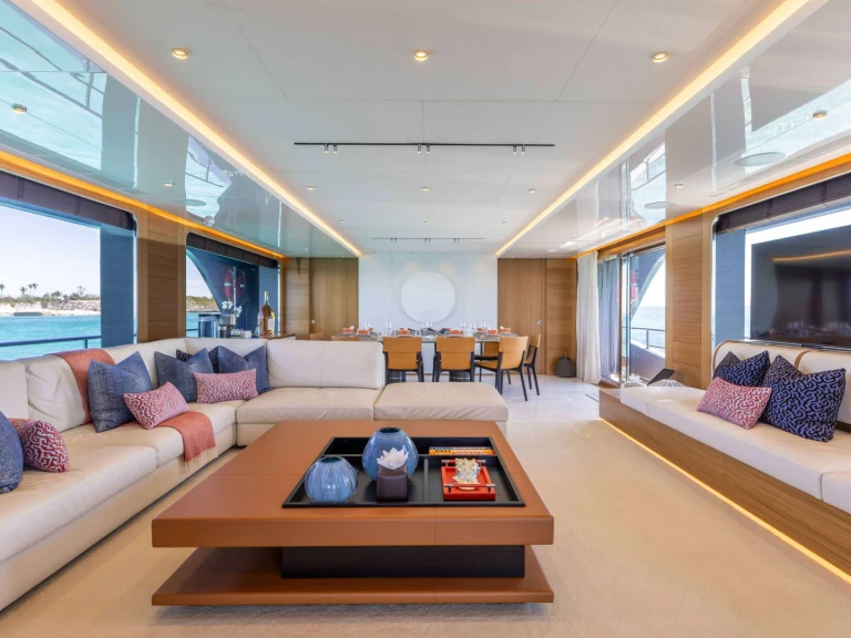 Luxury Yacht for rent Bahamas at the best price