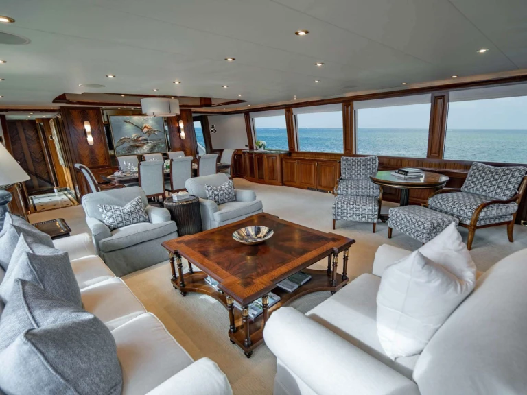 Yacht charter New England cheap NOW OR NEVER