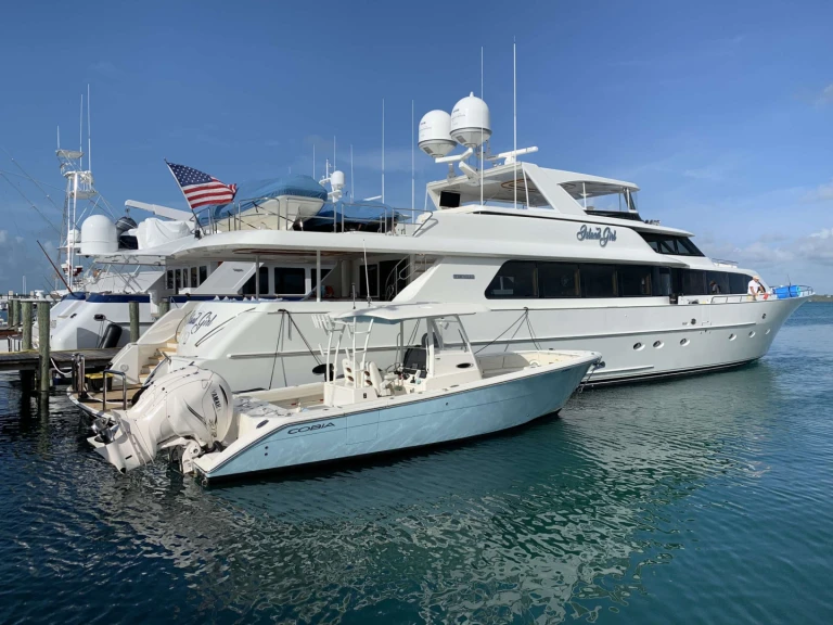 Bareboat Rental Luxury Yacht Westport with a boat licence