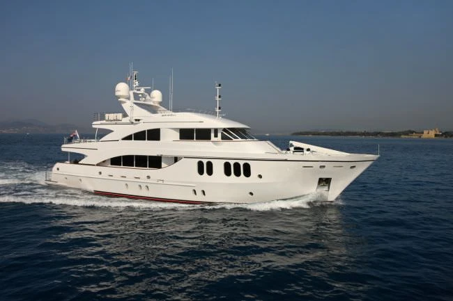 Luxury Yacht rental in Cannes - Custom SEA SHELL