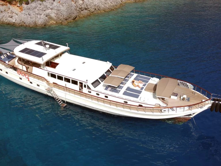 Bareboat Rental Luxury Yacht Bozburun  with a boat licence