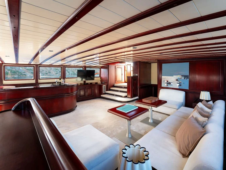 Luxury Yacht for rent Göcek at the best price