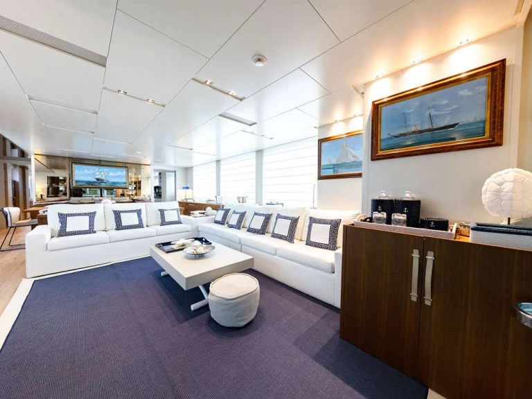 Luxury Yacht rental with or without captain San Lorenzo La Spezia