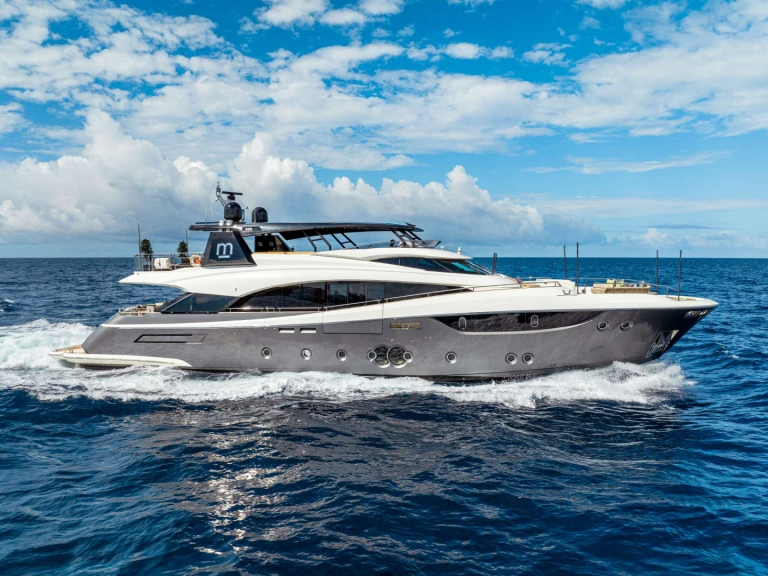 MonteCarloYachts CIELO NERO charter bareboat or captained in  Bahamas