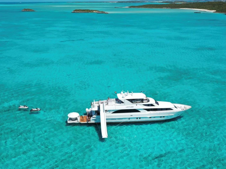 Luxury Yacht rental with or without captain Hargrave Nassau