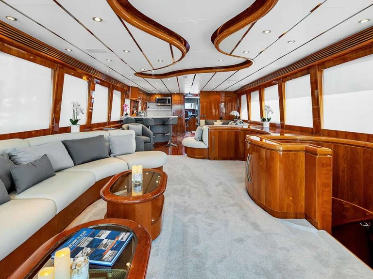 Boat rental Hargrave Dream On in Nassau on Samboat