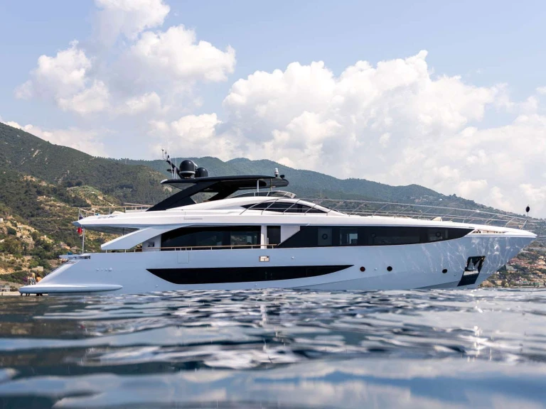 Bareboat Rental Luxury Yacht  with a boat licence