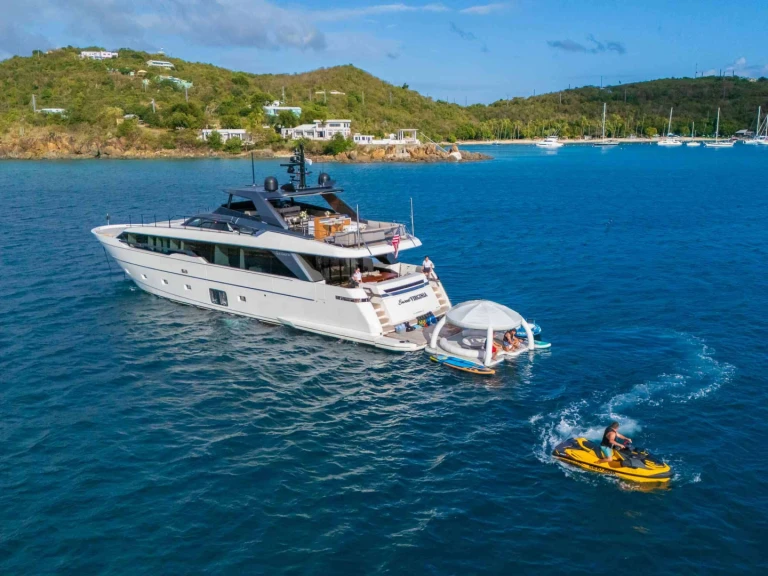 San Lorenzo SWEET VIRGINIA charter bareboat or captained in  Bahamas