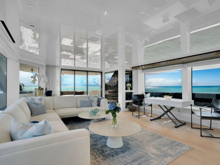 Rent a San Lorenzo SWEET VIRGINIA Bahamas