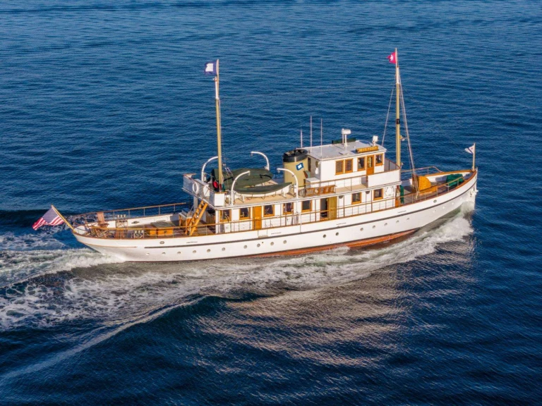 Luxury Yacht rental in Seattle - Custom BLUE PETER