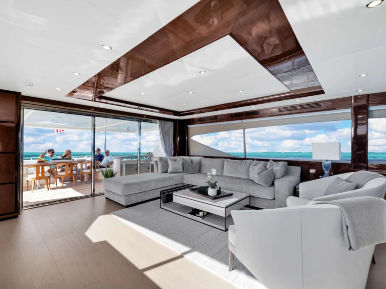 Luxury Yacht rental in Bahamas - Princess, UK Current $ea