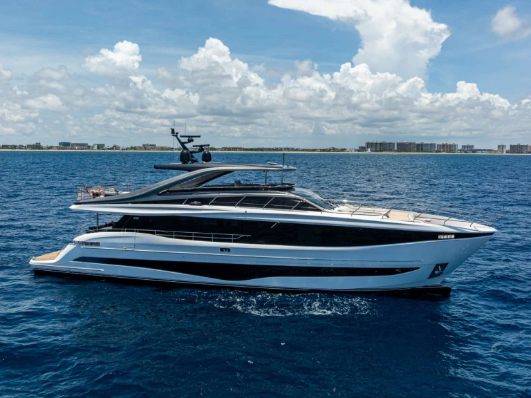 Luxury Yacht rental with or without captain Princess, UK Bahamas