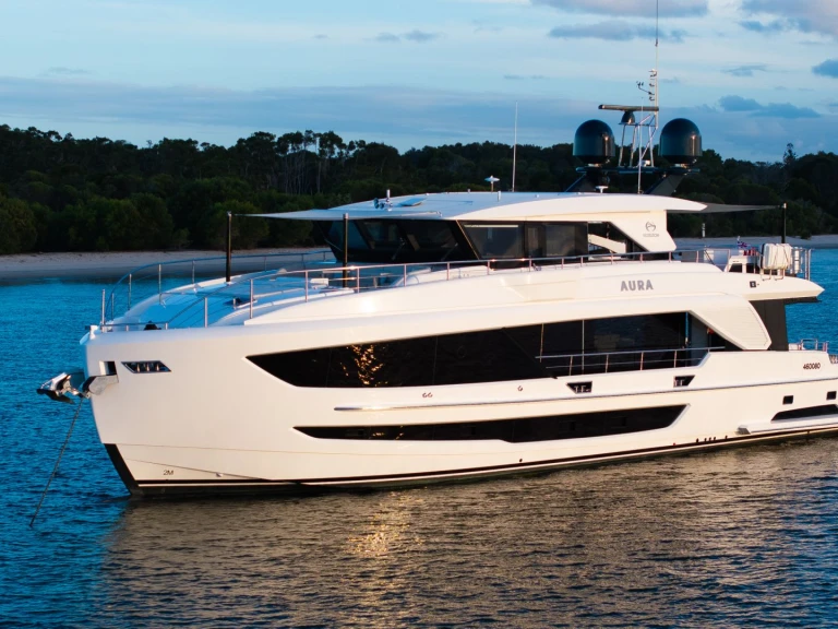 Luxury Yacht rental in Australia - Horizon AURA
