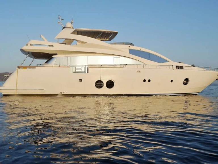 Aicon FUNSEA charter bareboat or captained in  Lávrio