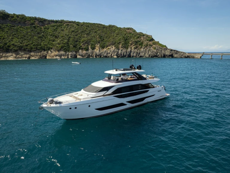 Ferretti FAST in Castellammare di Stabia on SamBoat