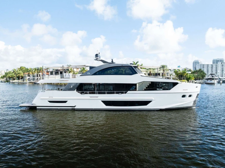 Yacht charter Fort Lauderdale cheap SEA EO