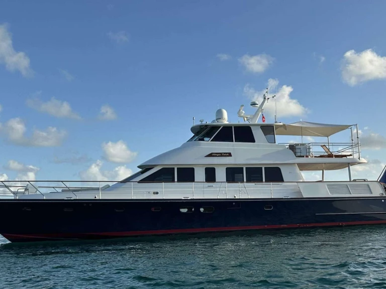 Boat rental Hunt MAGIC TUTCH in Bahamas on Samboat